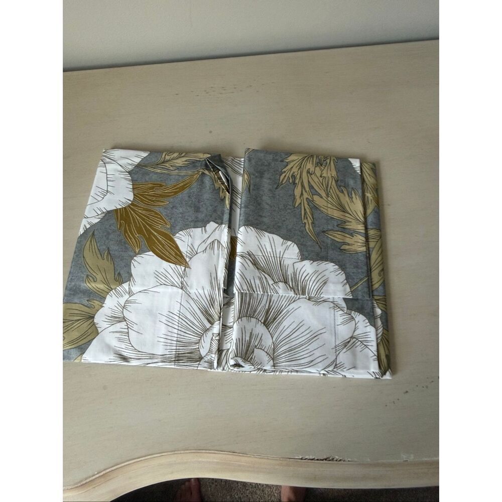 Company Store Company Cotton Grey/Gold Peonies Sateen Set of 2 Standard Shams - Picture 4 of 7